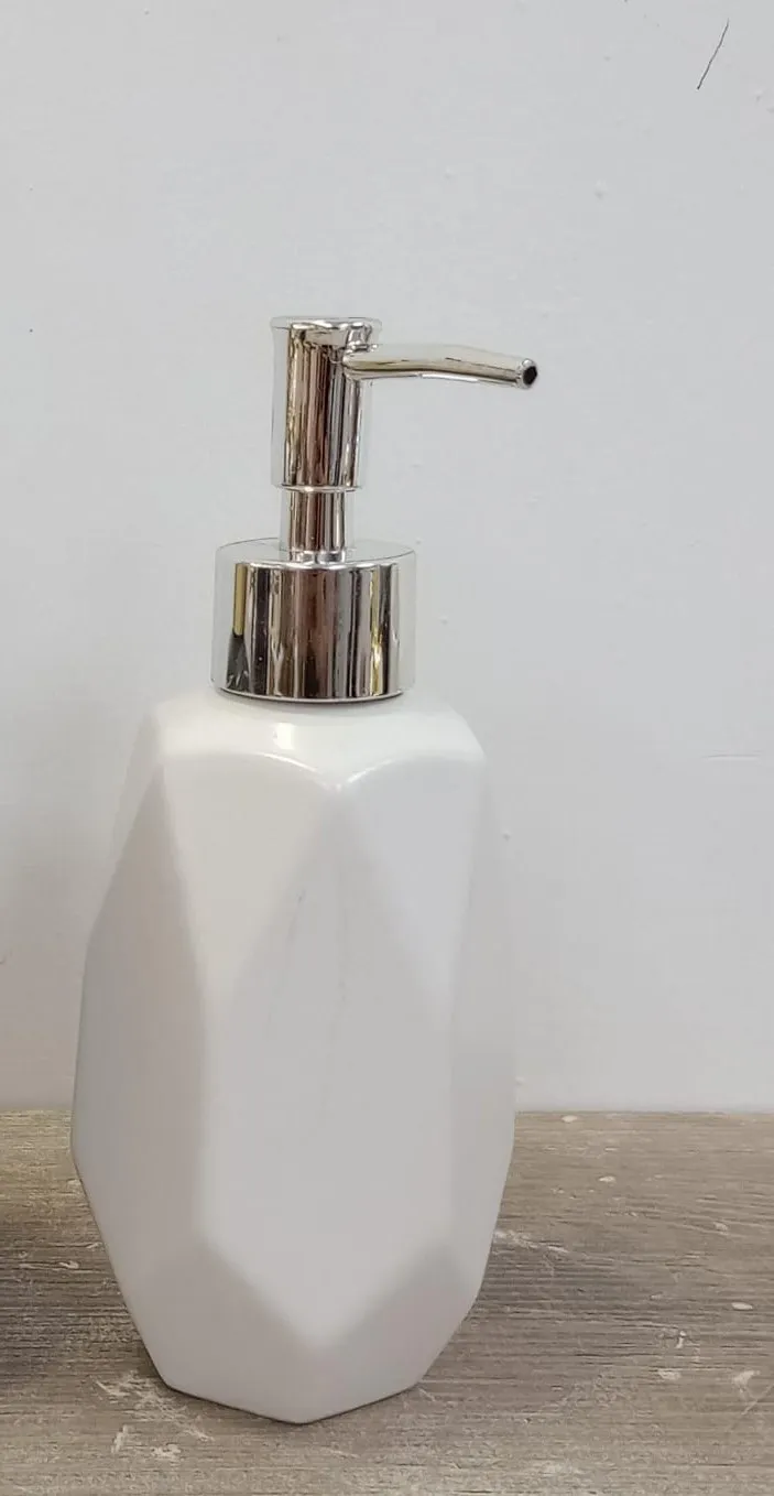 BL0008-2 BOTTLE WHITE 6.6*6.5*15