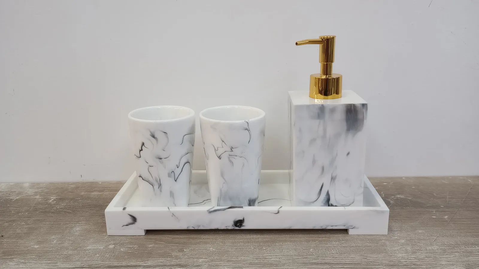 RESIN BATHROMM BL0022 SET 4 PCS