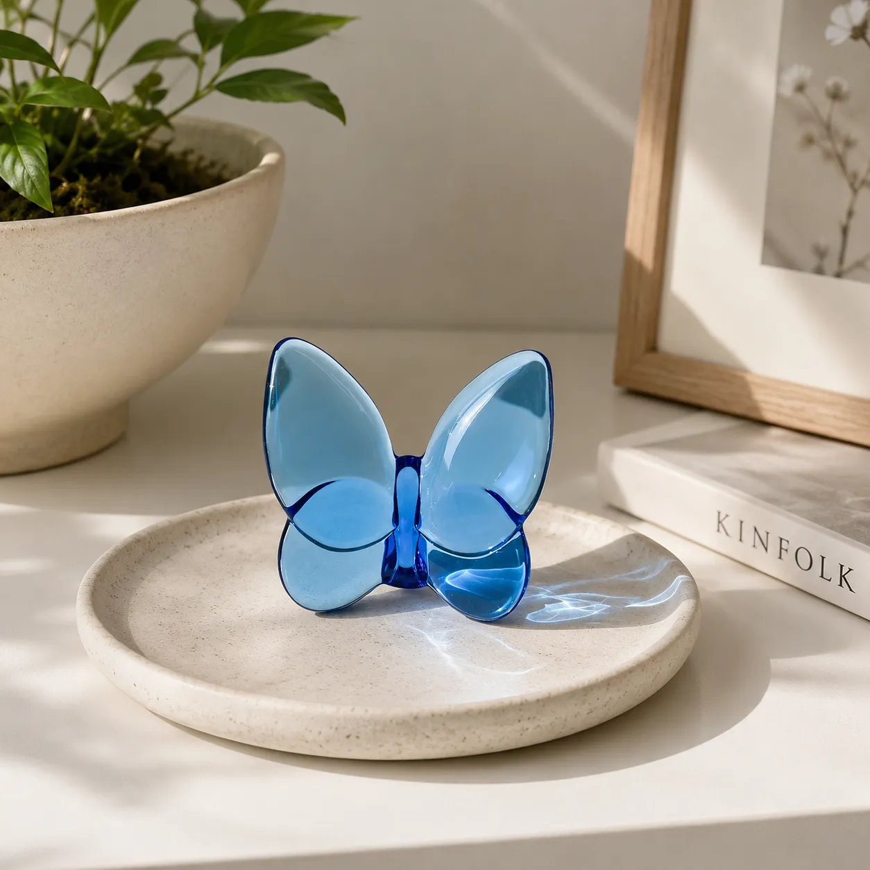 CRYSTAL BUTTERFLY LIGHTBLUE 8X9CM