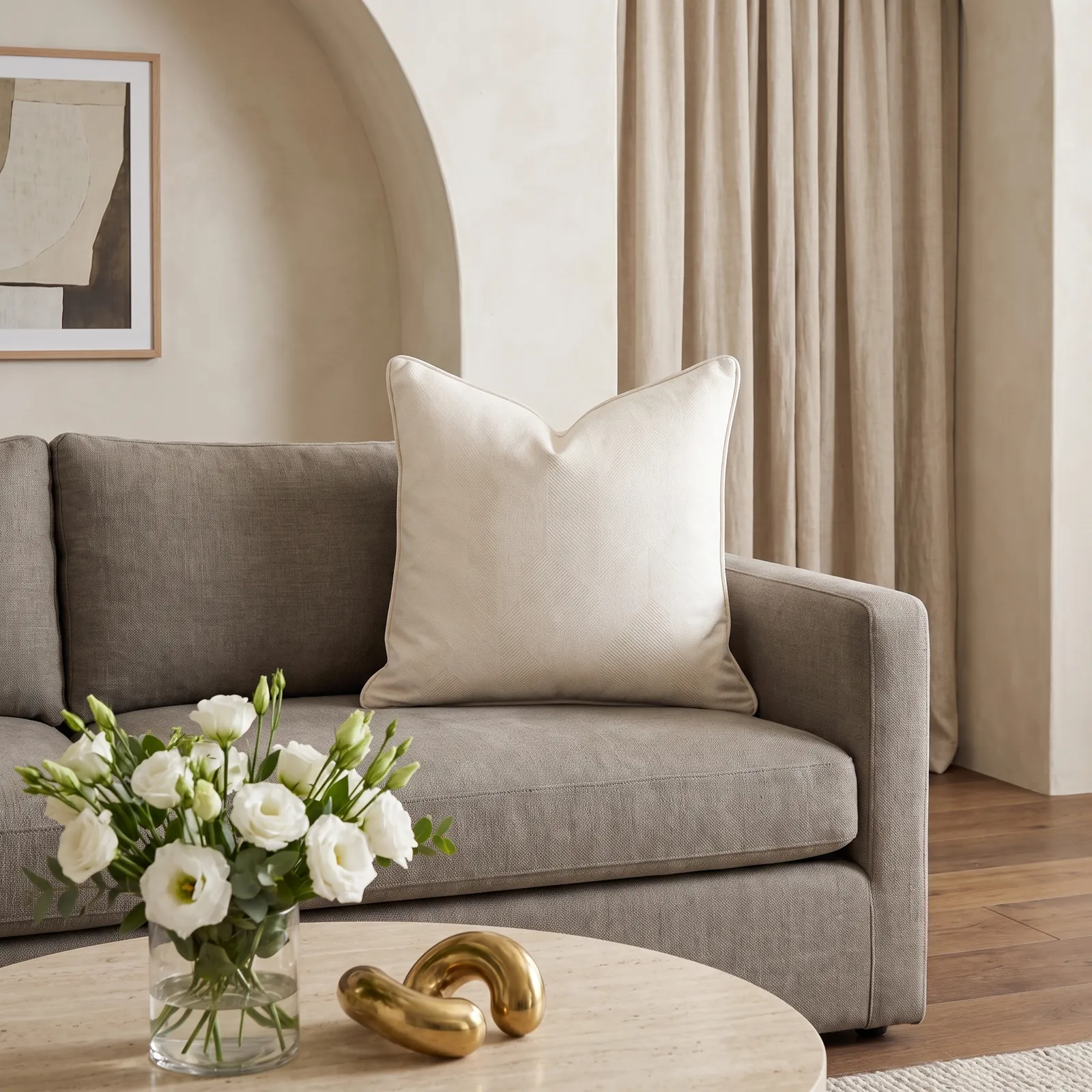 Cojín tela Jacquard geométrico facetado, Marfil (60*60cm)