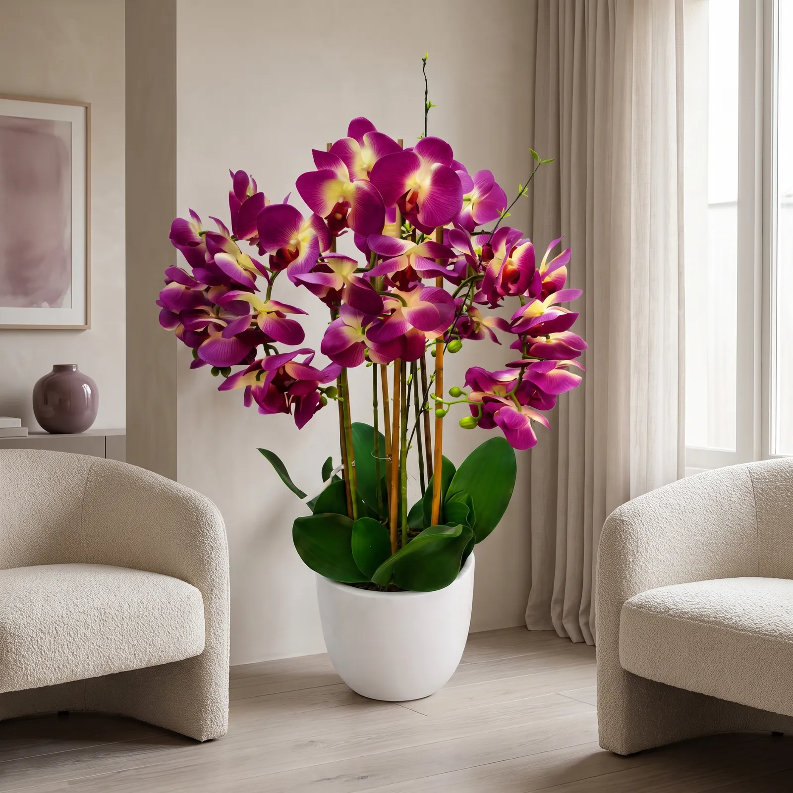 Orquídea artificial real al tacto color morado con centro verde en maceta redonda blanca de cerámica (21*90cm)