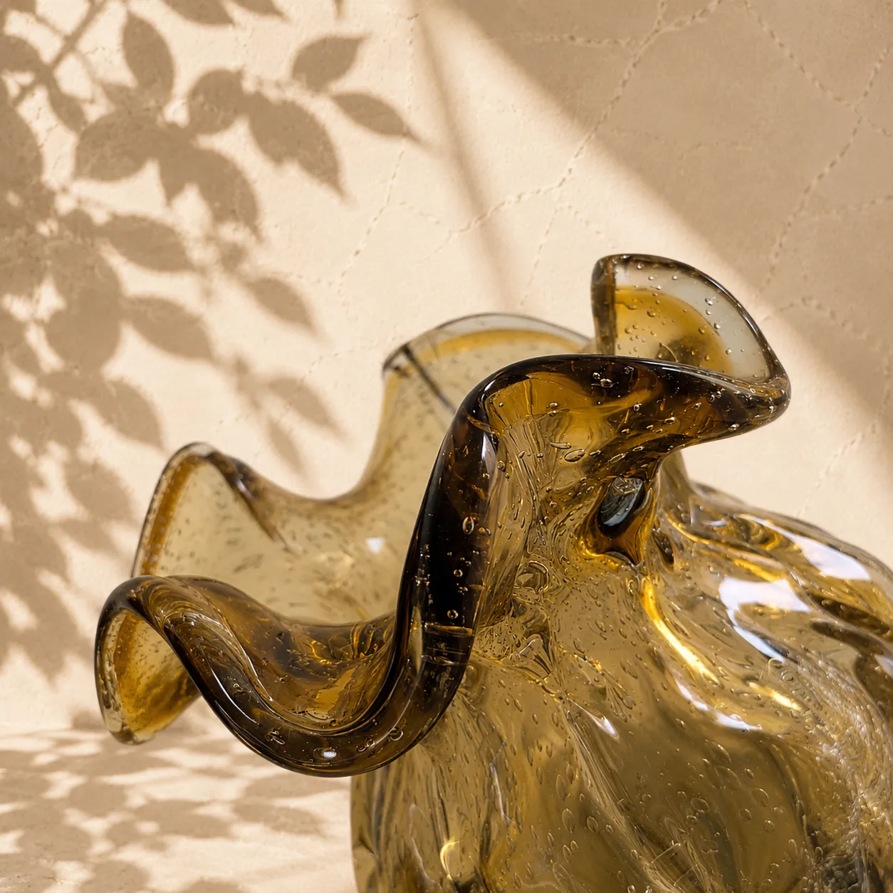 Jarrón de cristal de Murano ondulado grande, Ámbar (23*22cm)