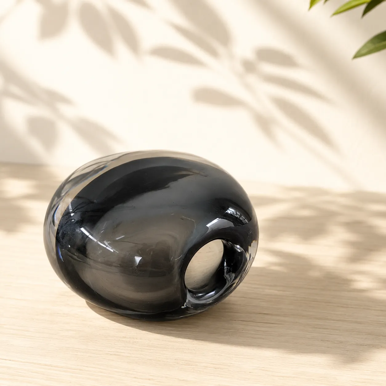 Jarrón de cristal de Murano pequeño, Negro humo (14.5*7*13cm)