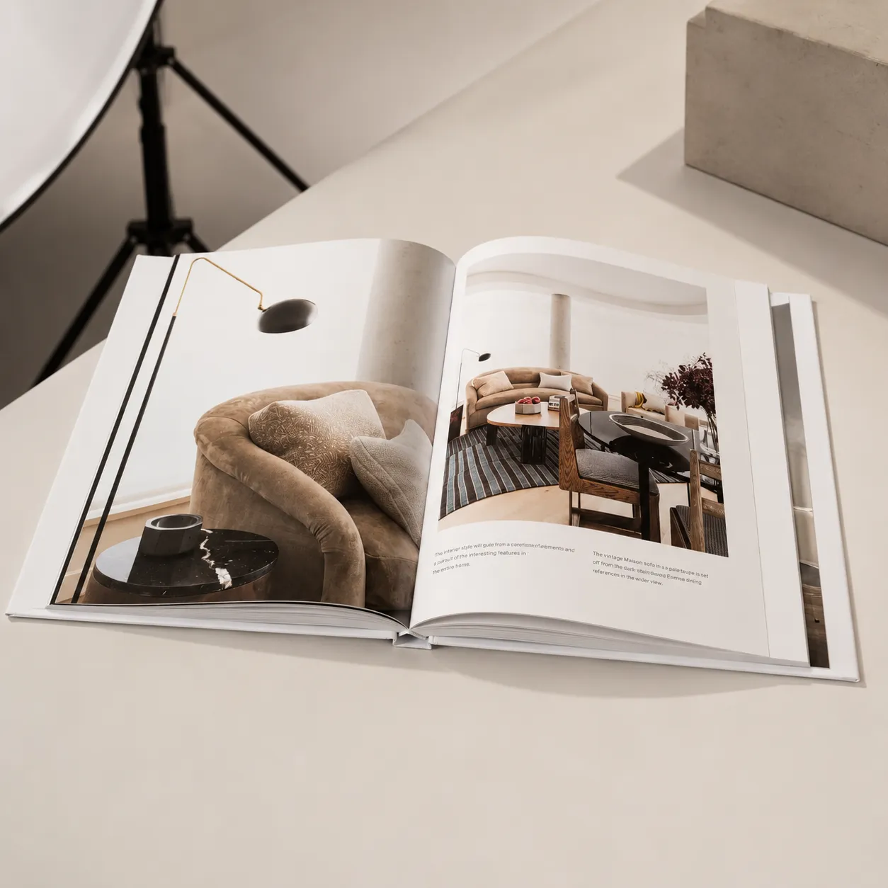 OPEN BOOK BIG TOM FORD 002 WHITE 316*255*40MM