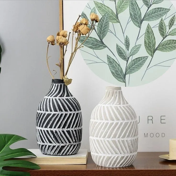 Jarrón cerámica rayas chevron, Negro (12*20)